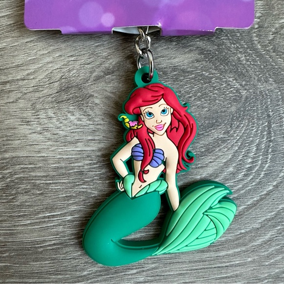 🆕 Disney Princess Ariel Little Mermaid Lightweight Soft Touch Keychain Bag Charm - Picture 2 of 4